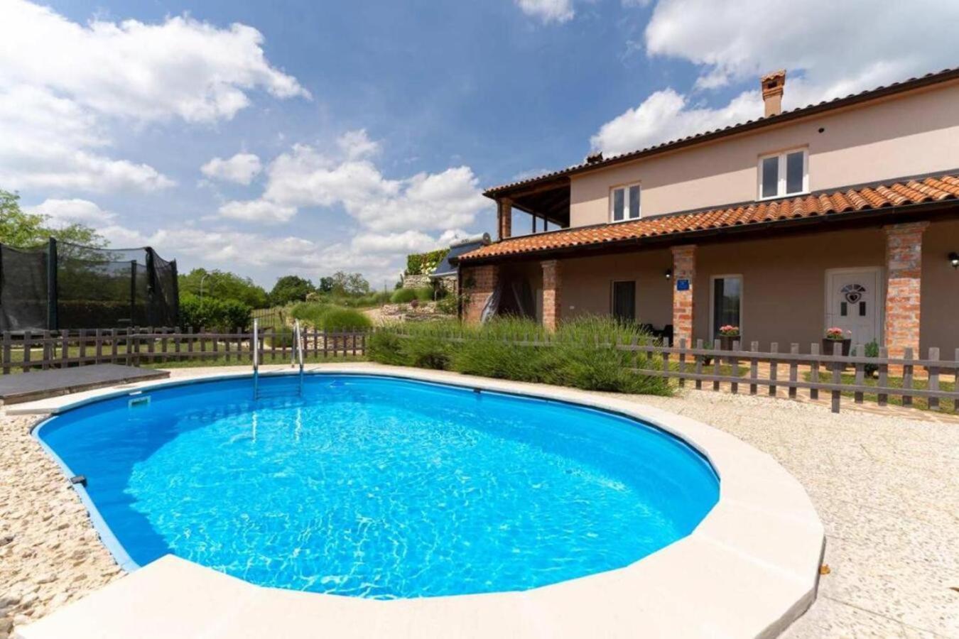 Villa Casa Sara And Sasha Near Motovun With Private Pool - Pet Friendly Truffle Paradise Oprtalj